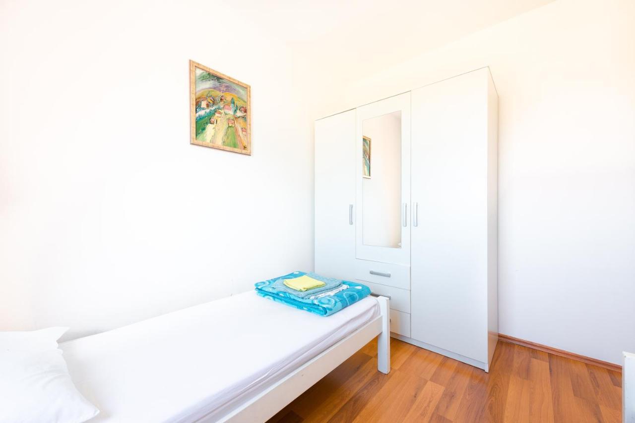 Apartment Damir ノヴァリャ エクステリア 写真